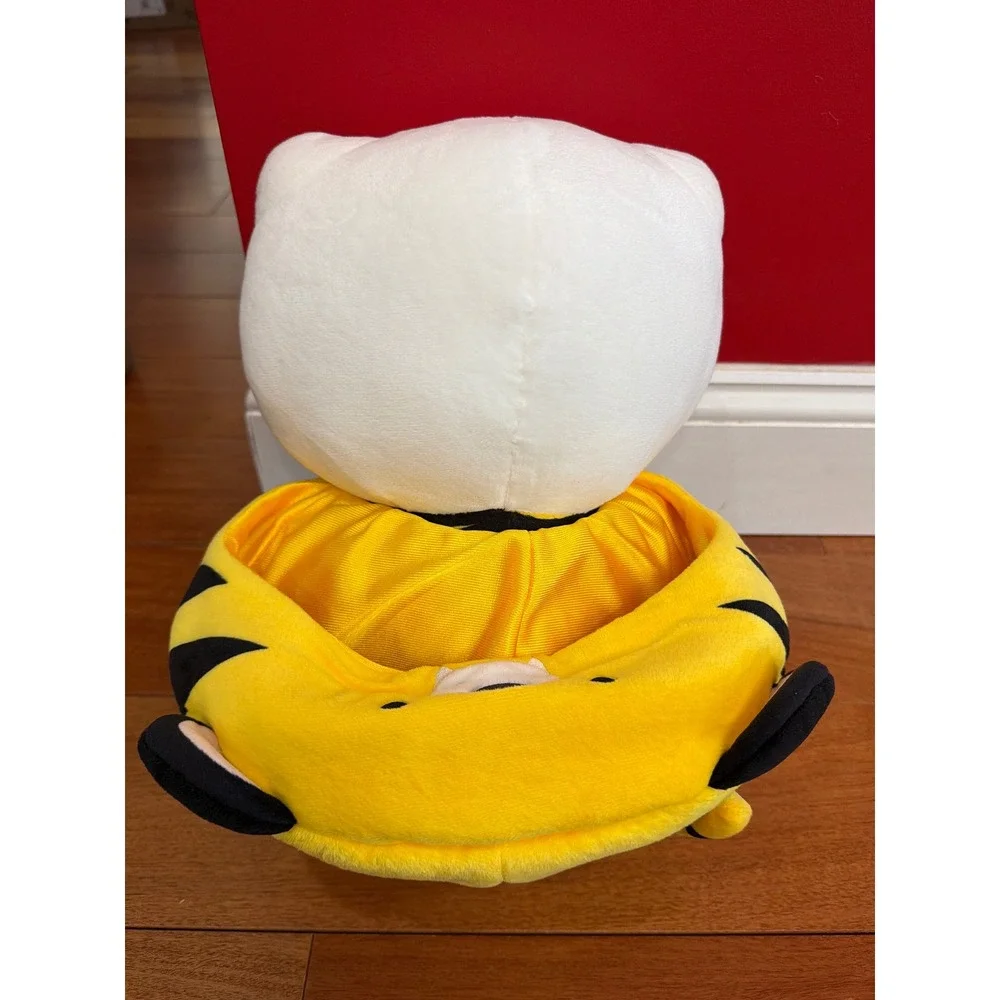 Kidrobot Hello Kitty Tiger Plush Yellow‎ Black Bomber Jacket 12